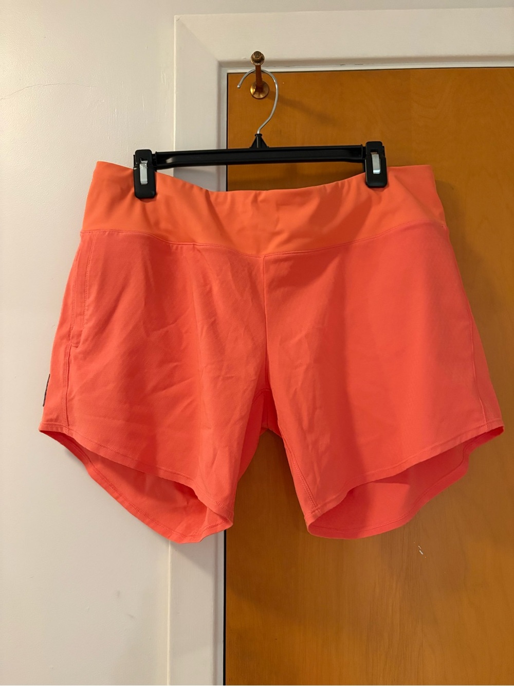 Oiselle Coral-Orange Women's Athletic Roga Shorts